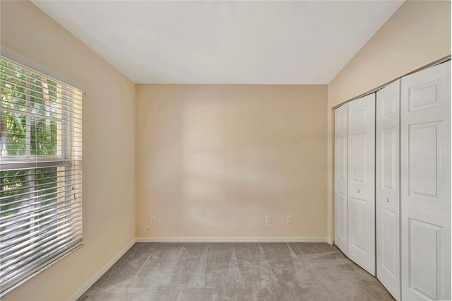 427 Lexington Avenue SW, Vero Beach, FL 32962