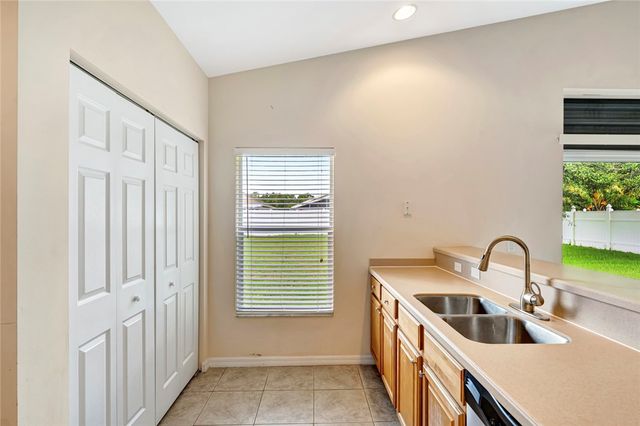 427 Lexington Avenue SW, Vero Beach, FL 32962