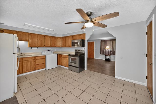 6146 Cruxten Drive, Huber Heights, OH 45424