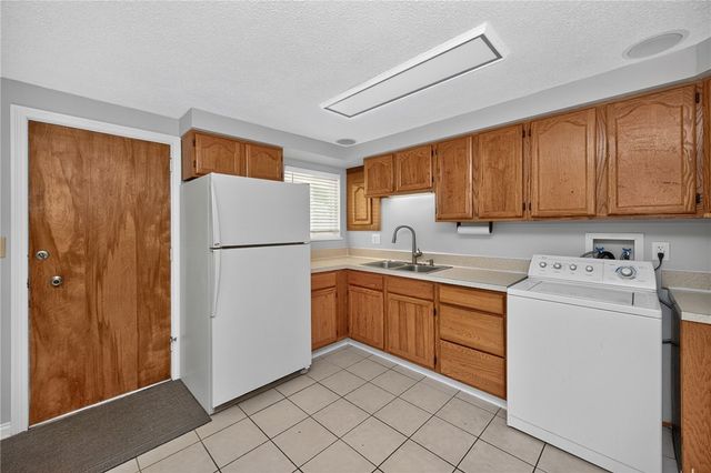 6146 Cruxten Drive, Huber Heights, OH 45424