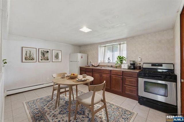 123 Cosman Street, Twp Of Washington, NJ 07676