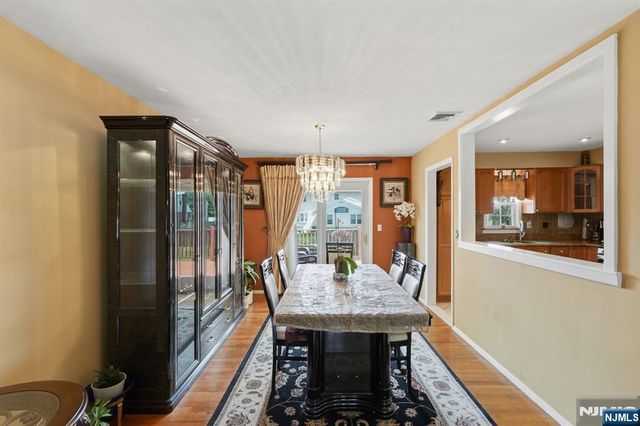 123 Cosman Street, Twp Of Washington, NJ 07676
