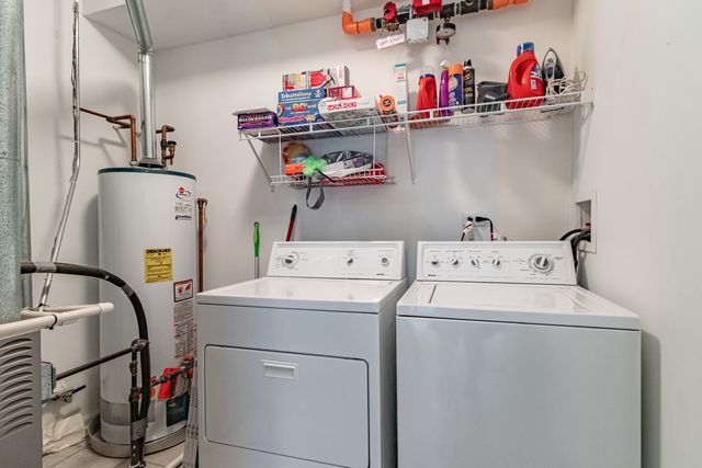 200 Rosehall Drive 220, Lake Zurich, IL 60047