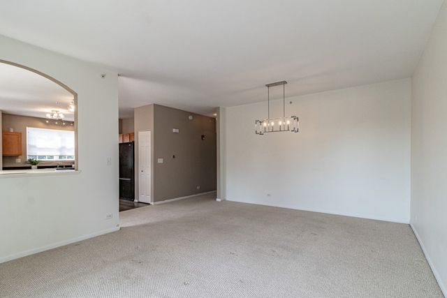 200 Rosehall Drive 220, Lake Zurich, IL 60047