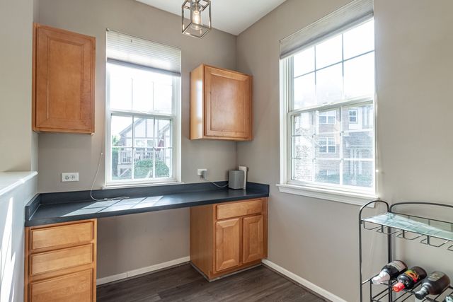 200 Rosehall Drive 220, Lake Zurich, IL 60047