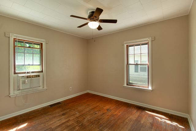 2207 W 51st Street, Davenport, IA 52806
