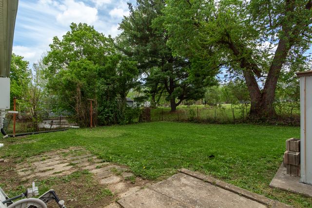2207 W 51st Street, Davenport, IA 52806