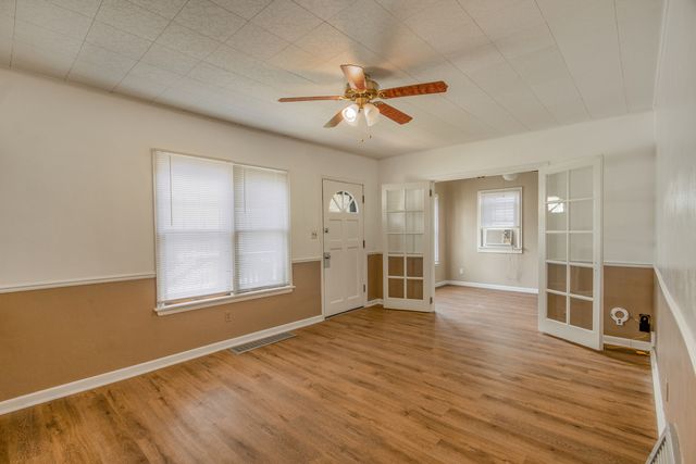 2207 W 51st Street, Davenport, IA 52806
