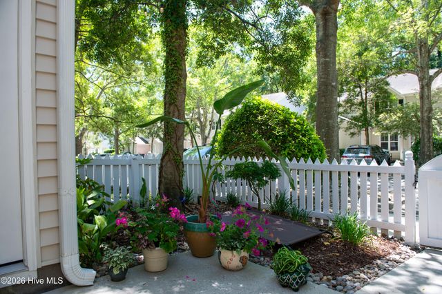 5813 Wrightsville Avenue 128, Wilmington, NC 28403
