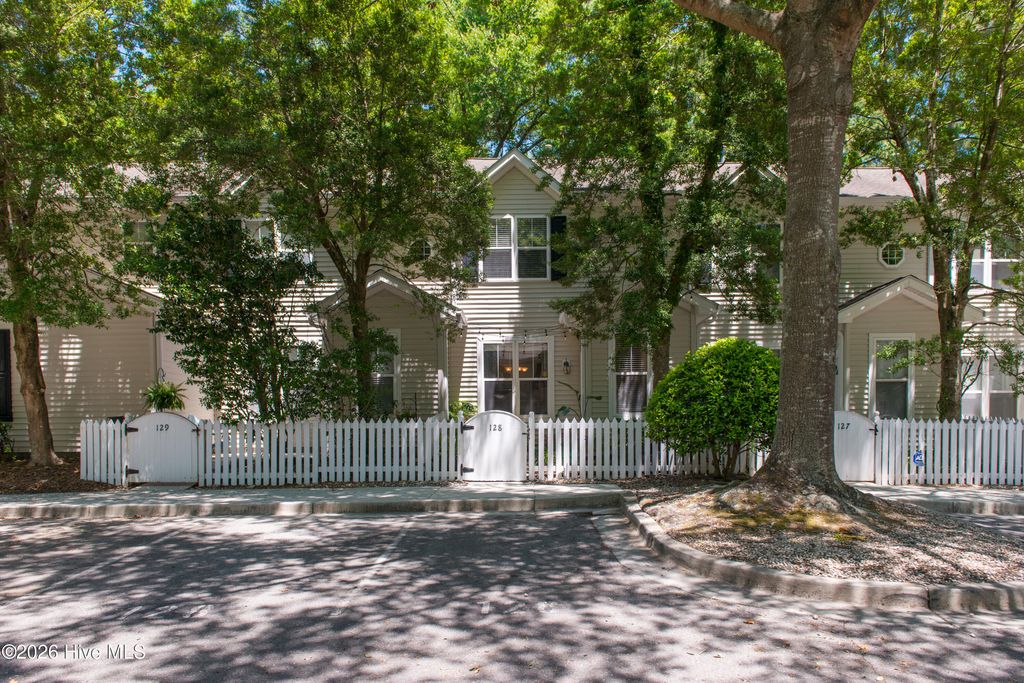 5813 Wrightsville Avenue 128, Wilmington, NC 28403