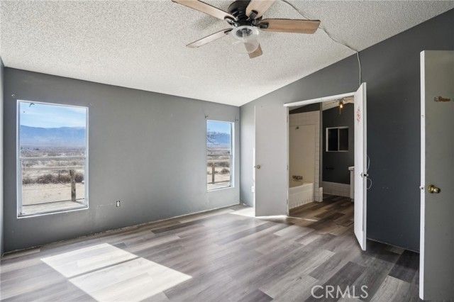 11330 Lakeview Avenue, Lucerne Valley, CA 92356