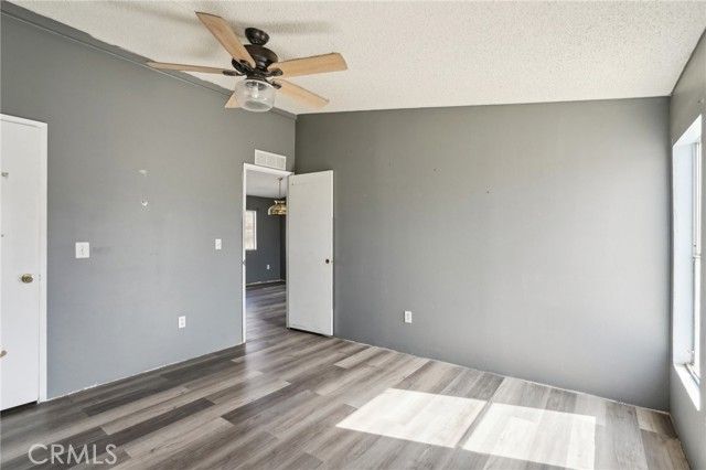 11330 Lakeview Avenue, Lucerne Valley, CA 92356