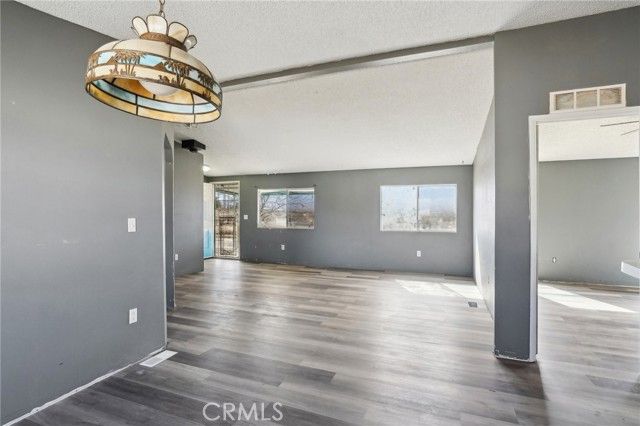 11330 Lakeview Avenue, Lucerne Valley, CA 92356