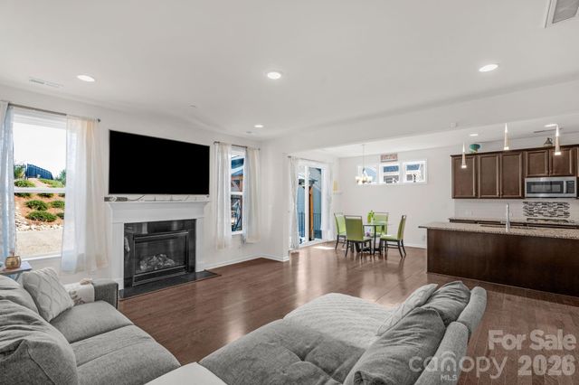 930 Parkland Place NW, Concord, NC 28027