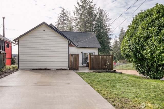 402 Burleigh, Aberdeen, WA 98520