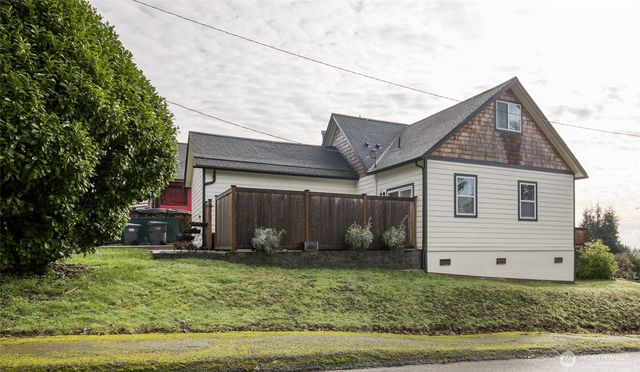 402 Burleigh, Aberdeen, WA 98520