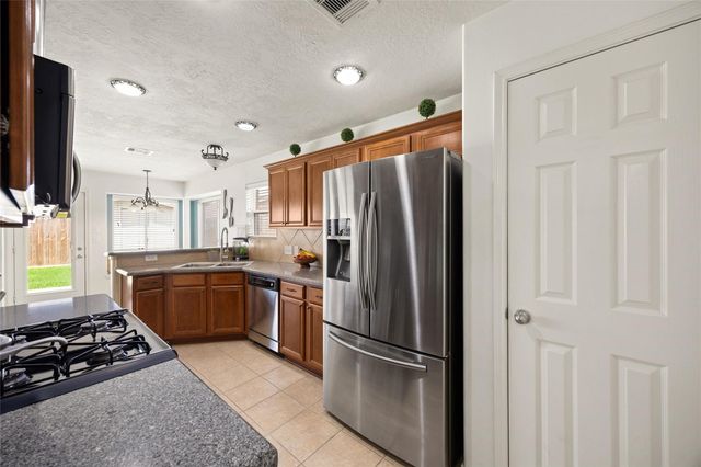2513 Shiprock Drive, Deer Park, TX 77536