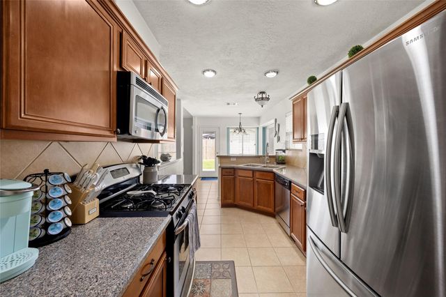 2513 Shiprock Drive, Deer Park, TX 77536