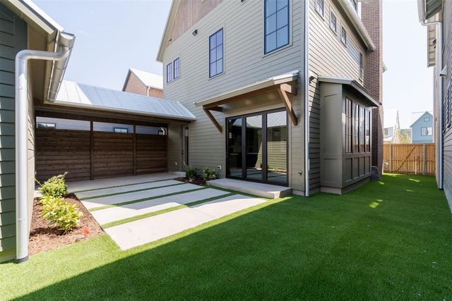 1621 Runway Boulevard, Oklahoma City, OK 73108