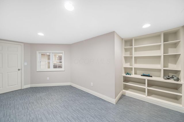 6824 Linda Lane, Sunbury, OH 43074