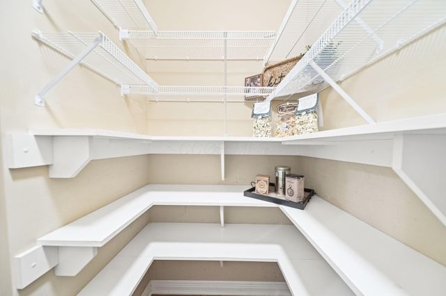 6824 Linda Lane, Sunbury, OH 43074