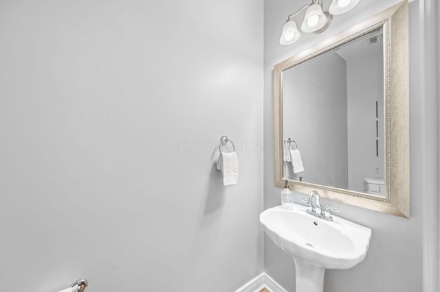 6824 Linda Lane, Sunbury, OH 43074