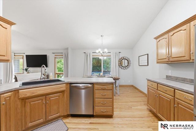 21202 Shiloh Drive, Gretna, NE 68028