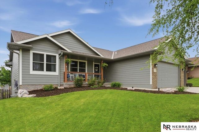 21202 Shiloh Drive, Gretna, NE 68028