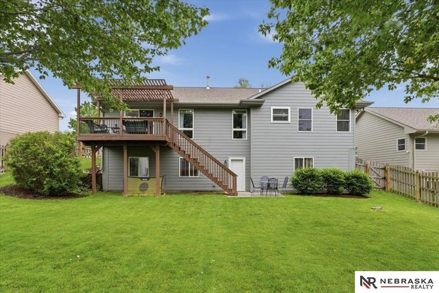 21202 Shiloh Drive, Gretna, NE 68028