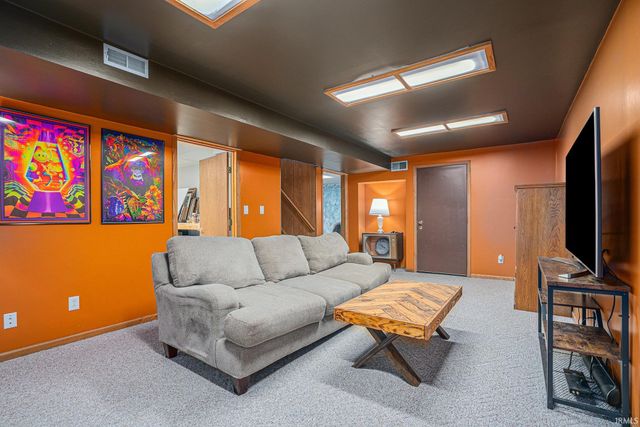 3302 N 200 W, Warsaw, IN 46582