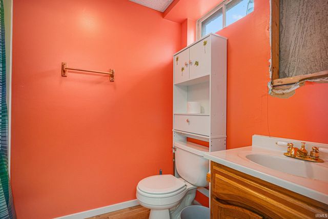 3302 N 200 W, Warsaw, IN 46582