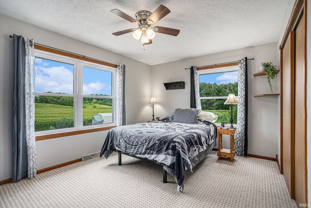 3302 N 200 W, Warsaw, IN 46582