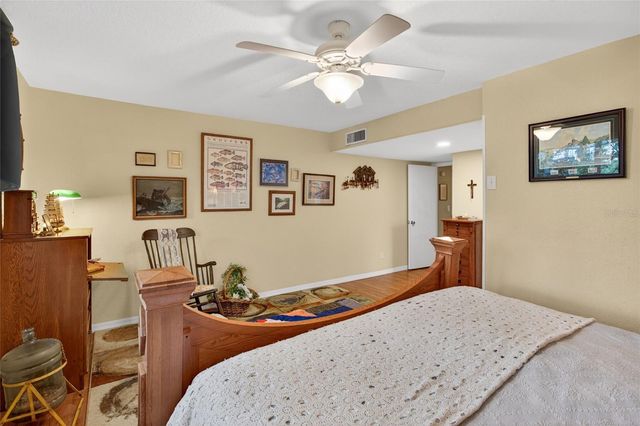 1411 JACOBSON CIRCLE, Sun City Center, FL 33573
