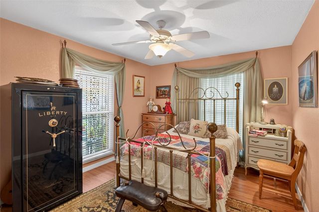 1411 JACOBSON CIRCLE, Sun City Center, FL 33573