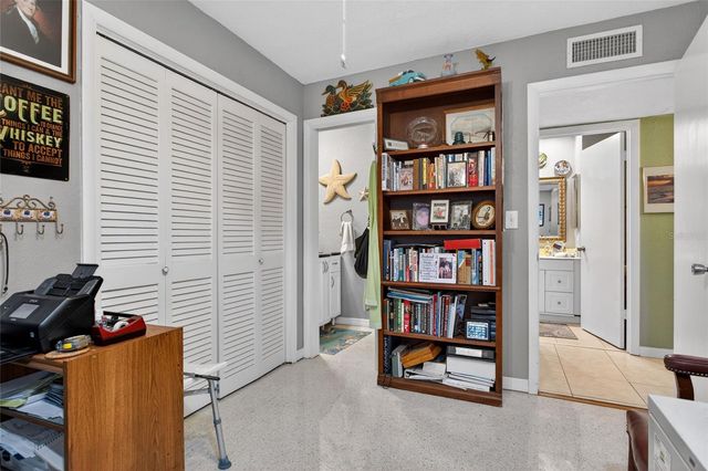 1411 JACOBSON CIRCLE, Sun City Center, FL 33573