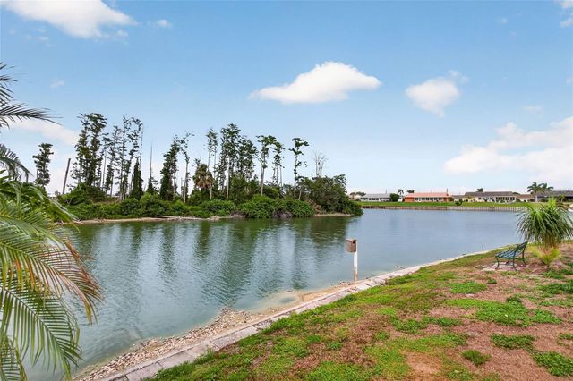1411 JACOBSON CIRCLE, Sun City Center, FL 33573