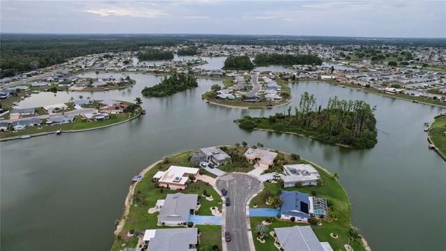 1411 JACOBSON CIRCLE, Sun City Center, FL 33573
