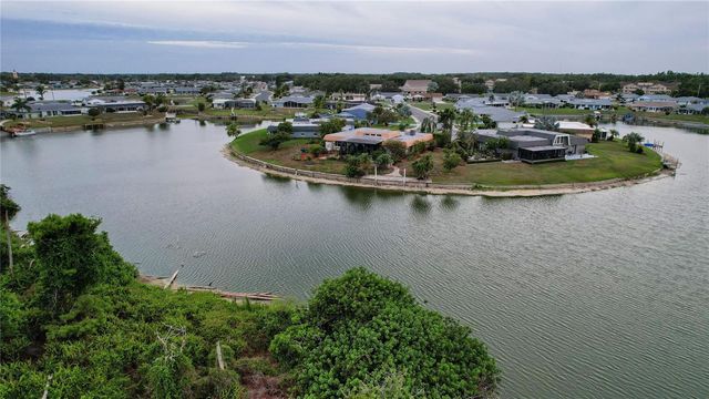 1411 JACOBSON CIRCLE, Sun City Center, FL 33573