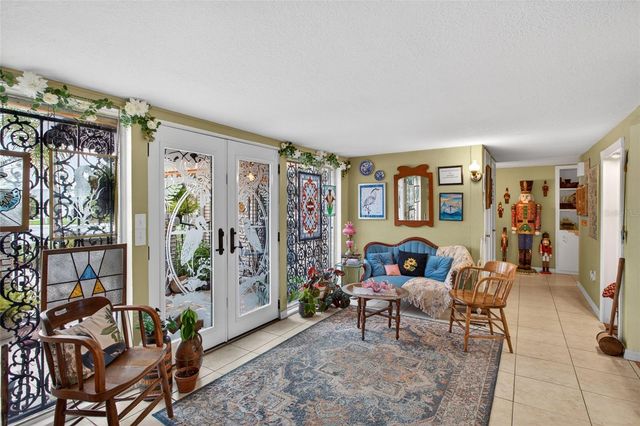 1411 JACOBSON CIRCLE, Sun City Center, FL 33573