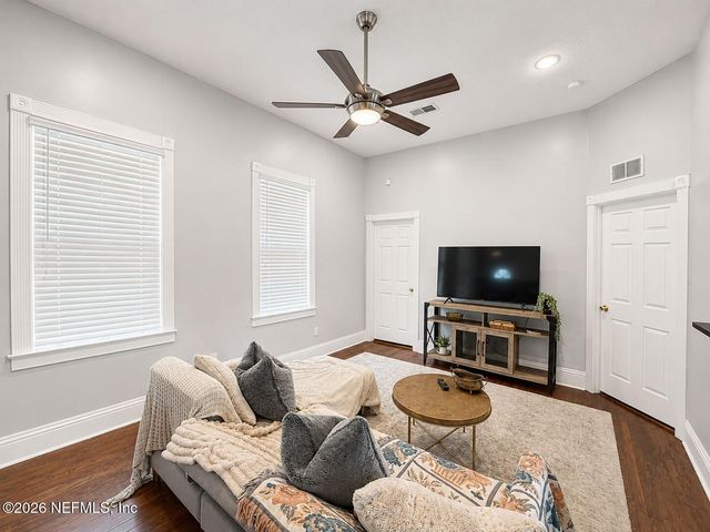 443 E 3RD Street, Jacksonville, FL 32206