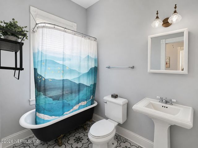 443 E 3RD Street, Jacksonville, FL 32206