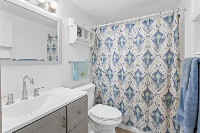 2950 SE Ocean Boulevard 1-5, Stuart, FL 34996