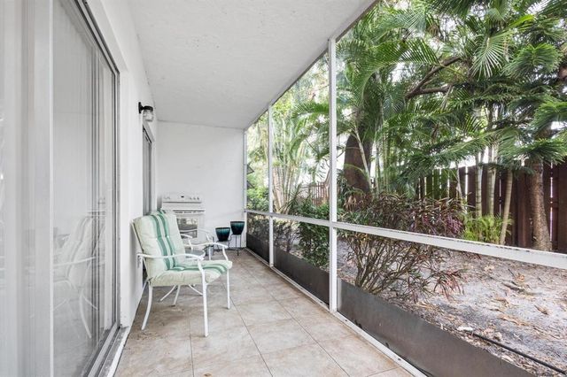 2950 SE Ocean Boulevard 1-5, Stuart, FL 34996