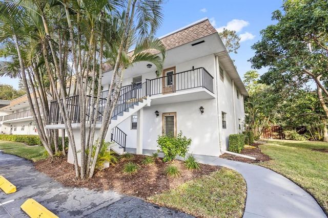 2950 SE Ocean Boulevard 1-5, Stuart, FL 34996