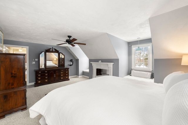 21 Sparrows Way, Plymouth, MA 02360