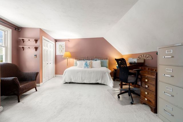 21 Sparrows Way, Plymouth, MA 02360