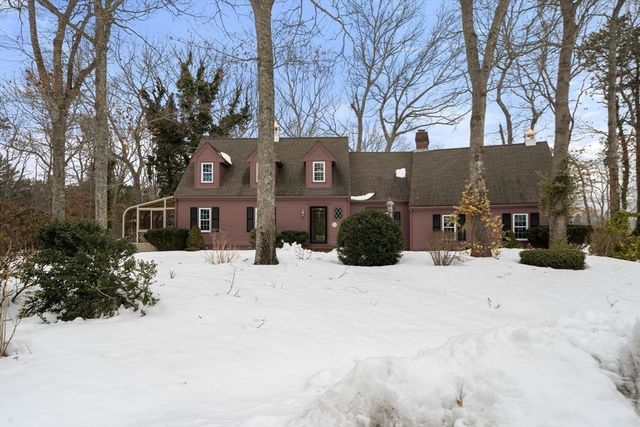 21 Sparrows Way, Plymouth, MA 02360