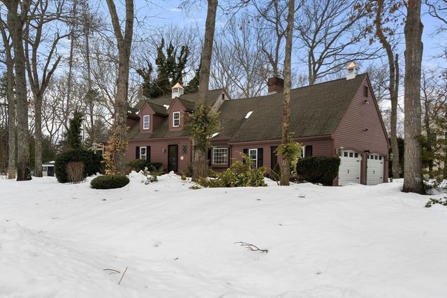 21 Sparrows Way, Plymouth, MA 02360