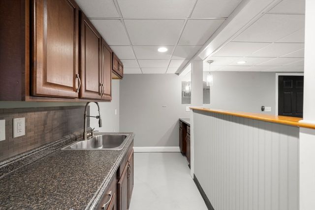 21 Sparrows Way, Plymouth, MA 02360