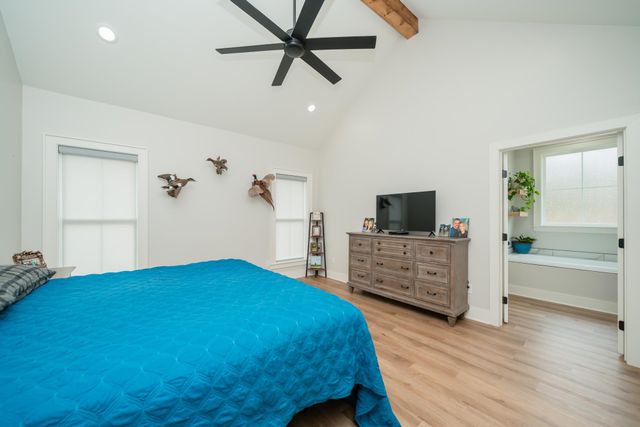 384 Clara LN, Kilgore, TX 75662